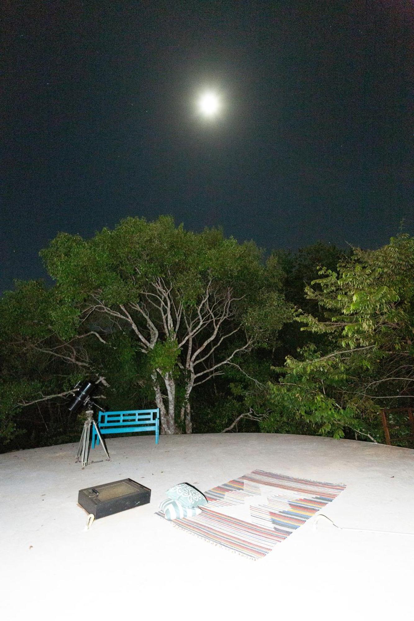 Floresta Encantada Telescopio,Fogueira, Riacho Chapada dos Guimaraes Ngoại thất bức ảnh